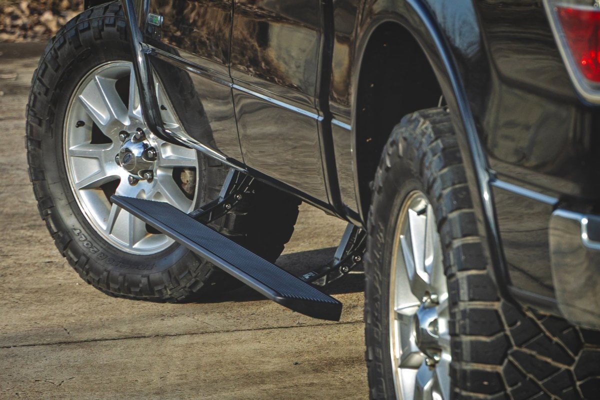 Ford F-150 Power Running Boards - Rough Country - HT-Series - '09-'14